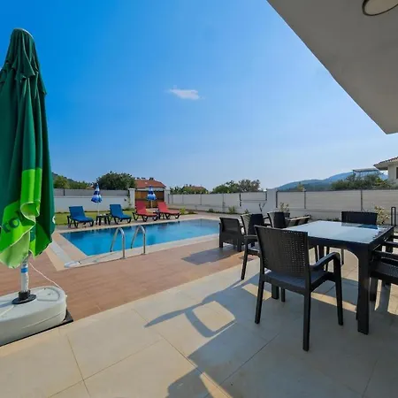 Oludeniz Luxurylifevillas 10 *